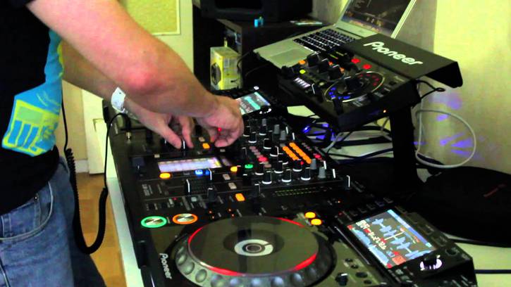 A vendre ugent A vendre ugent Musique