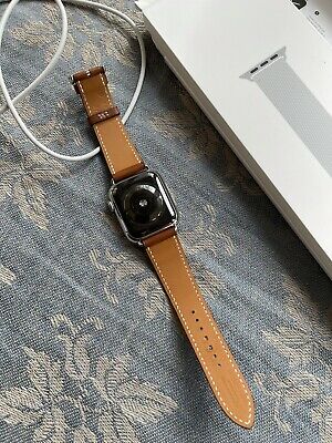 Apple watch connecté serie5 ,40mm 2 Apple watch connecté serie5 ,40mm Vêtements & Accessoires 2