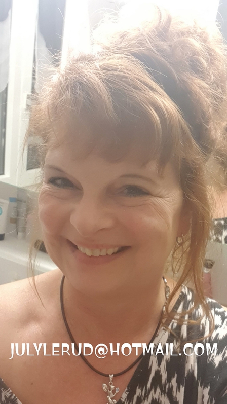 Cherche H/F de ménage Cherche H/F de ménage Maison