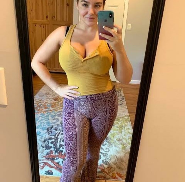 Disponible pour rencontre coquine 3 Disponible pour rencontre coquine Érotique 3