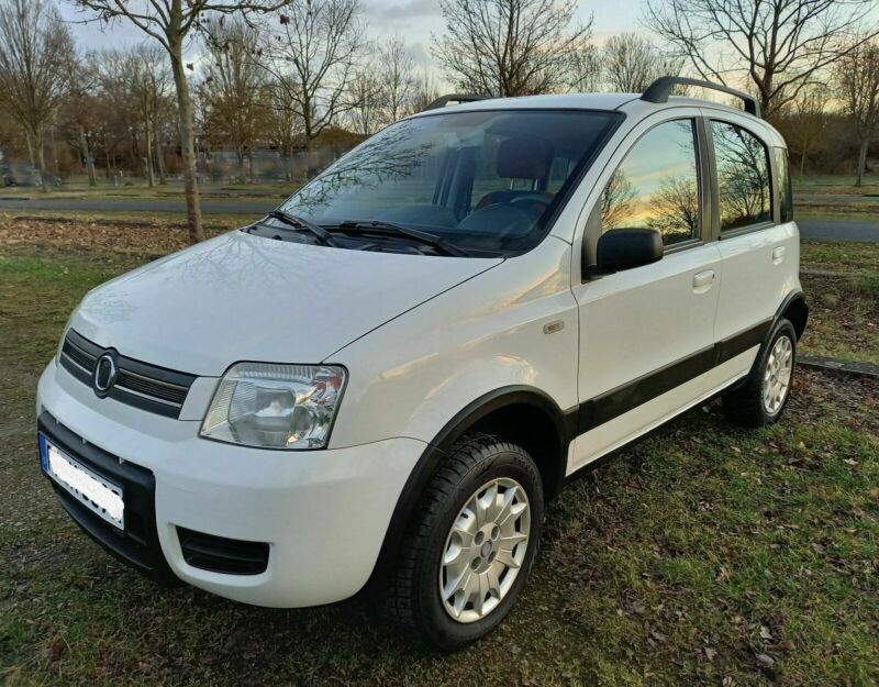 Fiat Fiat Panda 4x4 Allrad Typ 169 aus erstem F... Vhicules 2