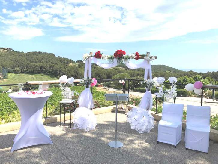 Location arche cérémonie laïque mariage Var 2 Location arche cérémonie laïque mariage Var Vêtements & Accessoires 2