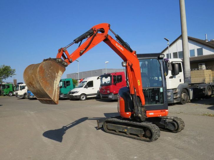 MINI PELLE Kubota Minibagger U 27 - 4 Bureau & Commerce