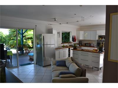 Maison P4 de 115 m² à Saint-Pierre 2 Maison P4 de 115 m² à Saint-Pierre Immobilier 2