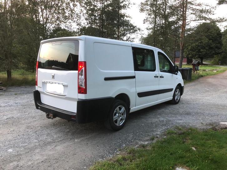 Peugeot Expert EXPERT 2.0-163 D 2011 4 Peugeot Expert EXPERT 2.0-163 D 2011 Véhicules 4