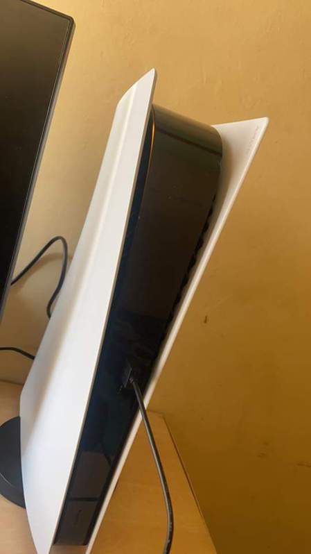 PlayStation 5 avec le lecteur DVD 3 PlayStation 5 avec le lecteur DVD Autres 3