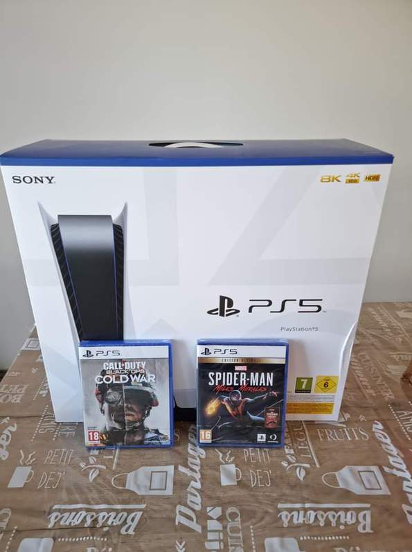 PlayStation 5 avec le lecteur DVD 4 PlayStation 5 avec le lecteur DVD Autres 4