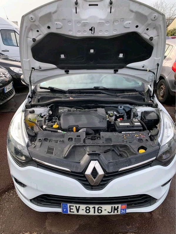 RENAULT CLIO IV- CLIO DCI 90 ENERGY ECO2 82G ECF Vhicules 2