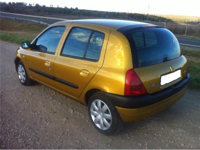 RENAULT Clio 1.2i RTE Vhicules 2