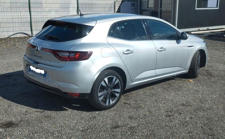 Renault Megane 4 bdci 115 intens edc 10825 ht Vhicules 3