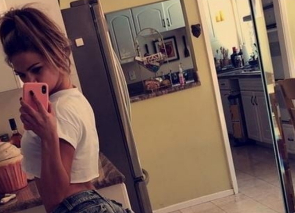 Rencontre avec coquine 2 Rencontre avec coquine Érotique 2