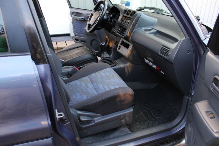 TOYOTA RAV4 4-PR 2RM 1998 3 TOYOTA RAV4 4-PR 2RM 1998 Véhicules 3