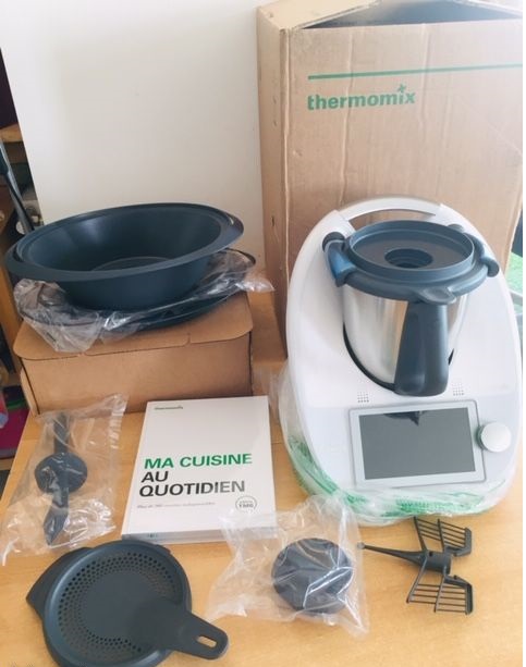 Thermomix Vorwerk TM6 Avec assessoirs 3 Thermomix Vorwerk TM6 Avec assessoirs Maison 3