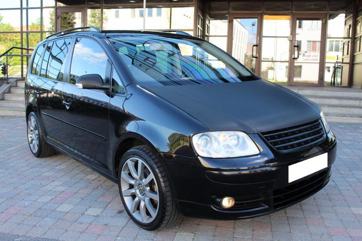 Voiture Volkswagen Touran  Vhicules