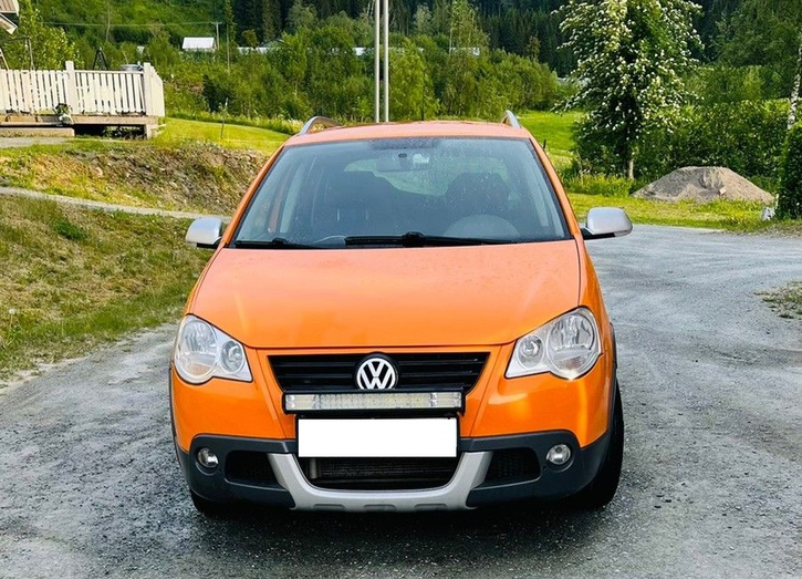 Volkswagen Polo 1.9 tdi 100 2 Volkswagen Polo 1.9 tdi 100 Véhicules 2