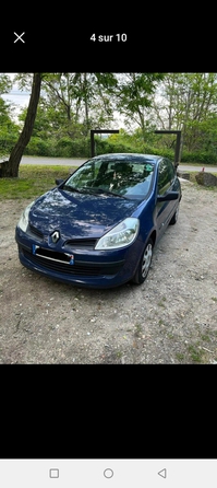 Clio 3 en trs bon tat 