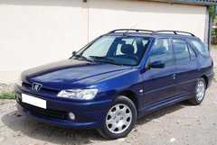 Peugeot 306 break 1.9 d xr pack<br>Barres de toit Peinture integrale  Retroviseur electrique degiv