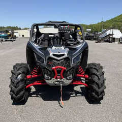 Nous avons en stock des véhicules neufs et abordables à la vente : Can-Am, Polaris, CFMOTO, Yamah