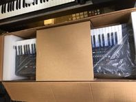 Yamaha Tyros5/Yamaha PSR S950/S910/S900/Korg PA4X WHAT'SAPP CHAT+1 780-299-9797 